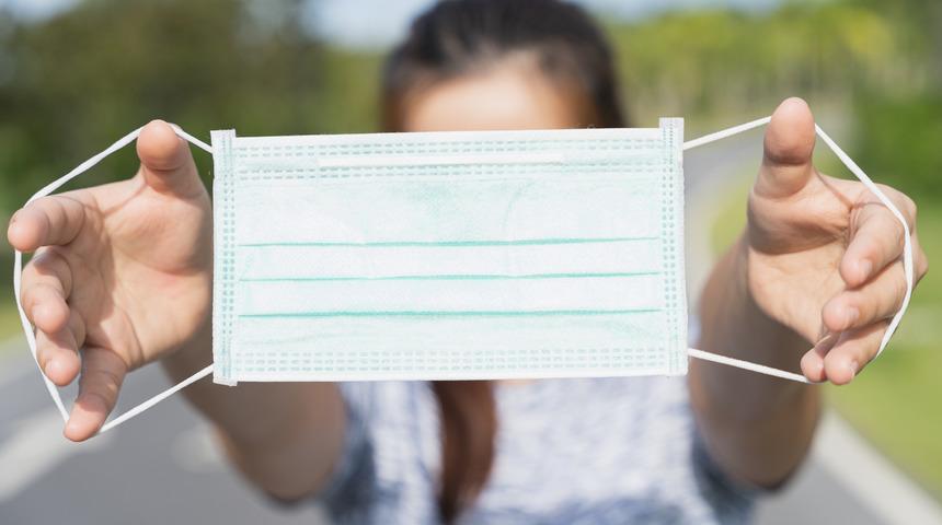 Uzmanlar uyarıyor: Nemli maske korumuyor!