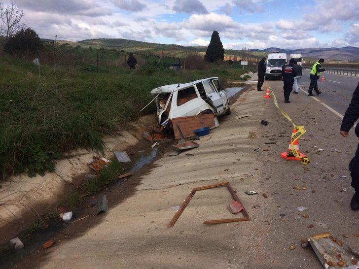 Manisa’da otomobil yakıt tankeriyle çarpıştı: 1 ölü G2