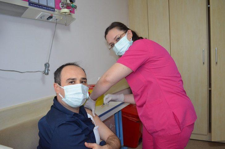 Demirkale: “Bütün vatandaşlarımızı sırası geldiğinde aşı olmaya davet ediyorum" G3