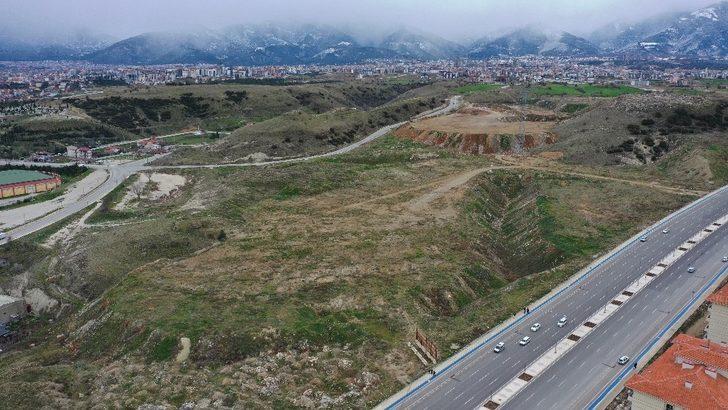 Bakan Kasapoğlu, yeni stadının yerini inceledi G5