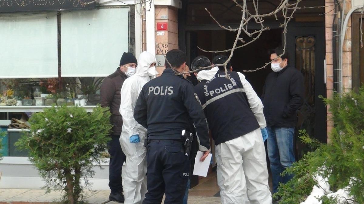 &Uuml;nl&uuml; psikolog ve yazar Doğan C&uuml;celoğlu&rsquo;nun cenazesi Adli Tıp Kurumu&rsquo;na  kaldırıldı