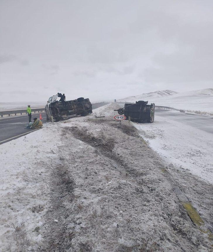 Başkent’te minibüs devrildi: 6 yaralı G1