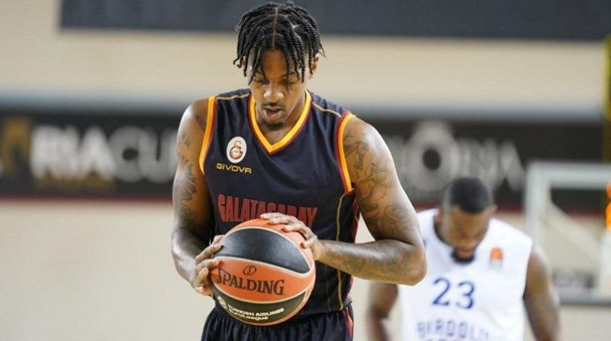 Galatasaray'da Alex Hamilton'un sözleşmesi feshedildi