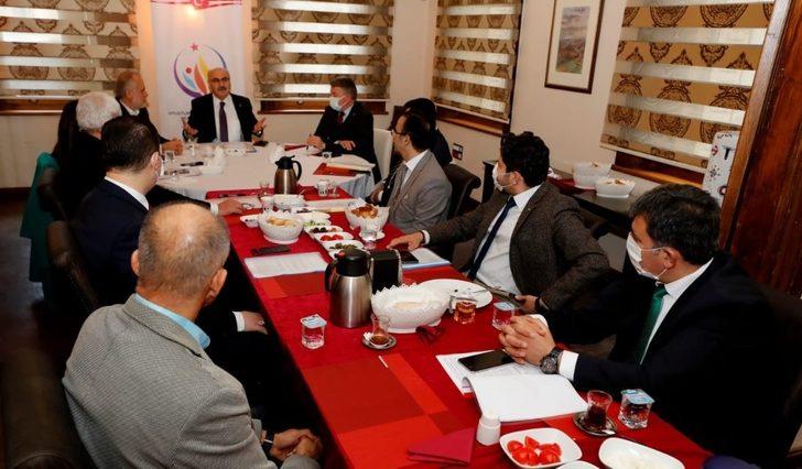 Bağımlılıkla mücadelede atılacak adımlar masaya yatırıldı G3