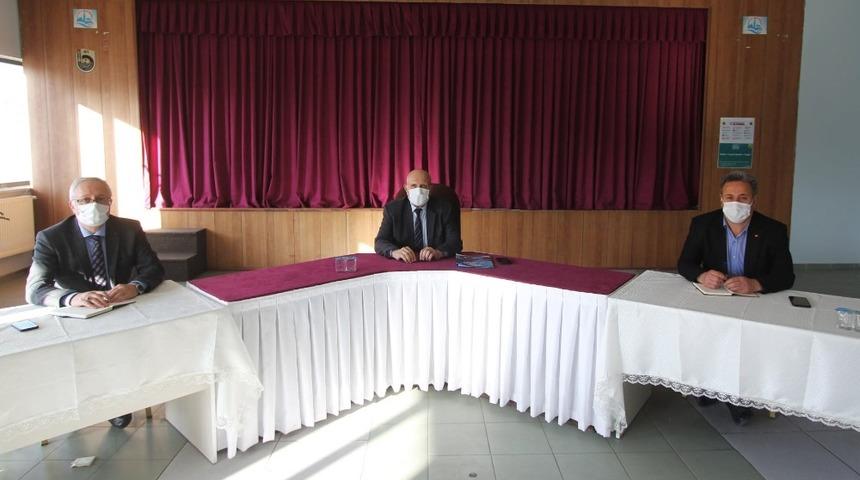 Başkan Pekmezci, birim amirleriyle değerlendirme toplantısı düzenledi