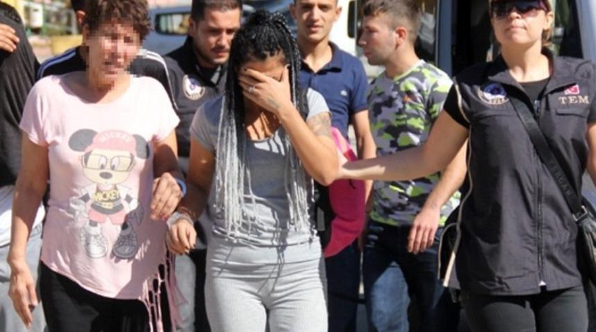 Anne ile kızını sosyal medya paylaşımları yaktı