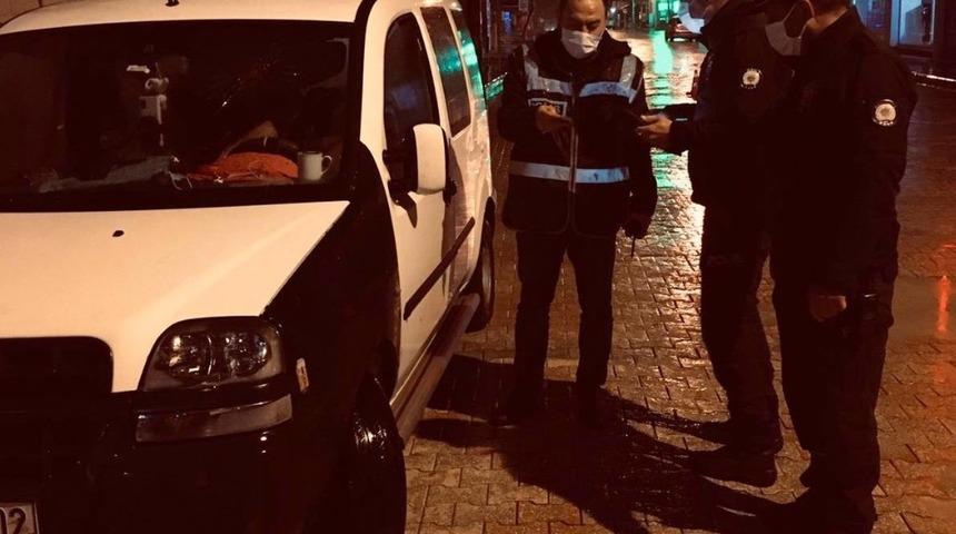 D&uuml;zi&ccedil;i&rsquo;nde kısıtlama denetimleri s&uuml;r&uuml;yor