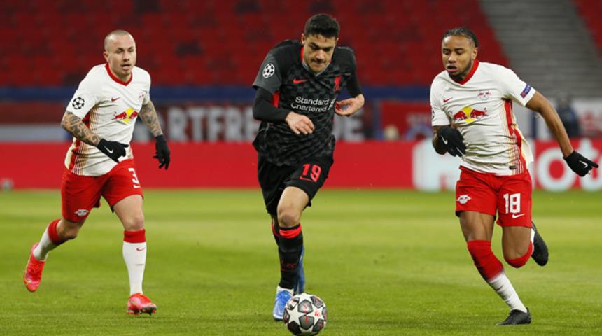 Liverpool'da Ozan Kabak 'ma&ccedil;ın adamı' se&ccedil;ildi