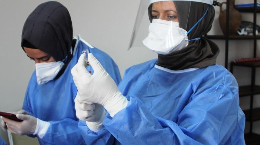 D&uuml;zce&rsquo;de 2 bin 877 kişiye 2. doz Covid-19 aşısı vuruldu