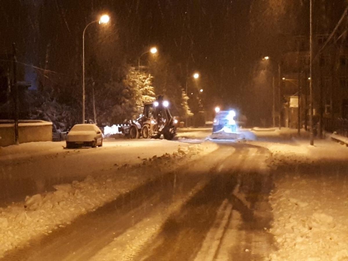 Aslanapa&rsquo;da karla m&uuml;cadele