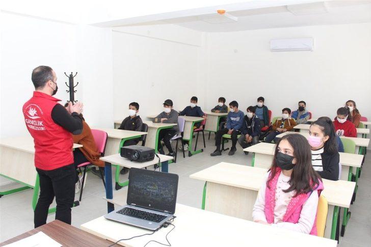 Gençlerde eğitimlere yoğunluk verildi G1