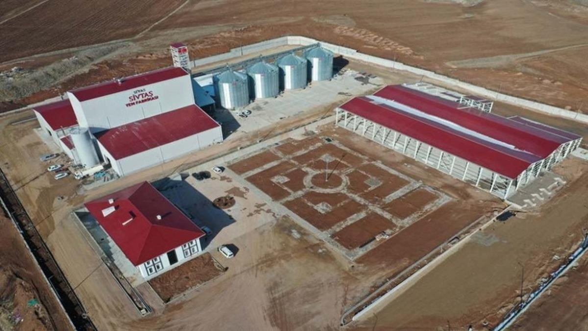 Sivas&rsquo;ta &uuml;retilen ilk yemler torbalara doldu