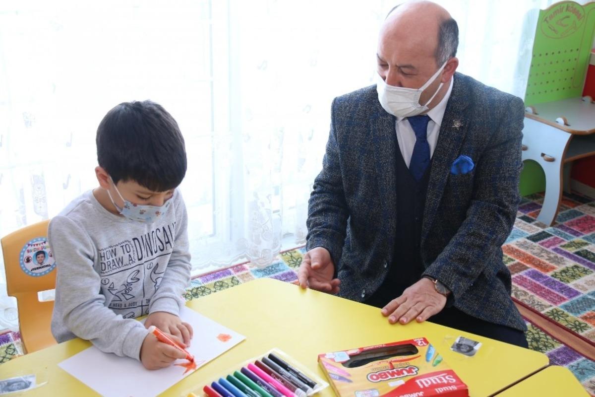 M&uuml;d&uuml;r Başyiğit&rsquo;ten anaokulu ziyareti
