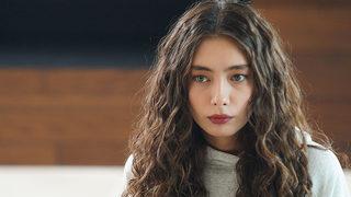 Neslihan Atagül'den sanatsal paylaşım