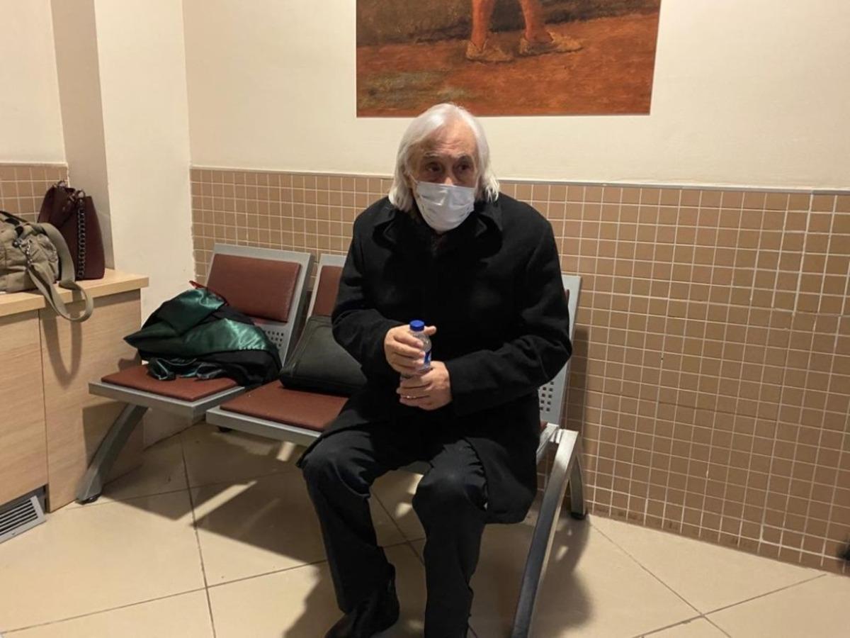 Metin Akpınar ve M&uuml;jdat Gezen&rsquo;in &lsquo;Cumhurbaşkanına hakaret&rsquo; davasında m&uuml;talaa