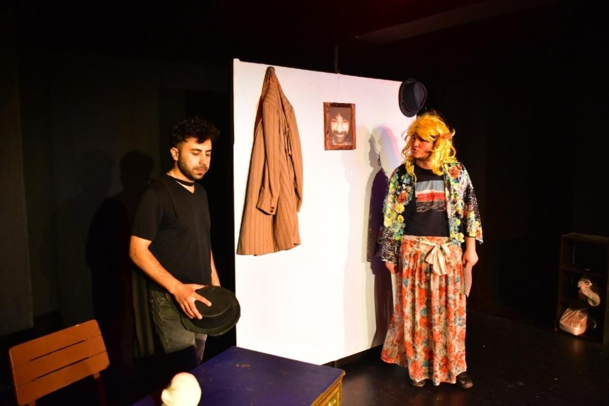 &lsquo;İki Kalas&rsquo;a &ccedil;ok g&uuml;leceksiniz