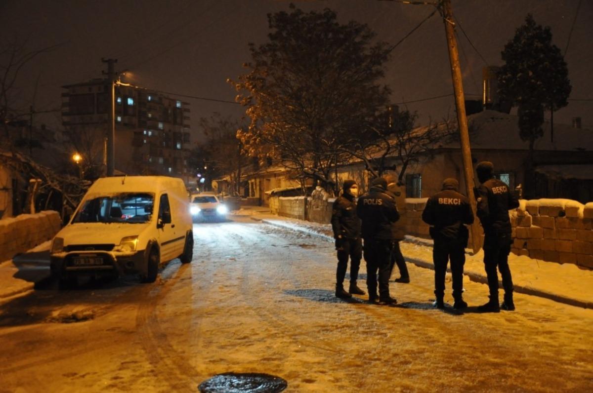 Karaman&rsquo;da bı&ccedil;akla yaralama