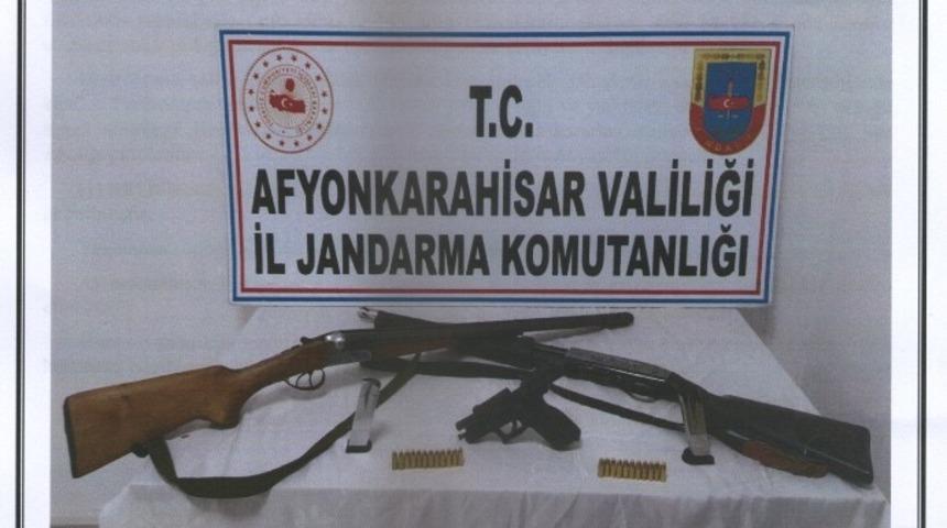 Kuyumcuyu lokumla akıllara durgunluk verecek şekilde yarım milyon lira dolandırdılar