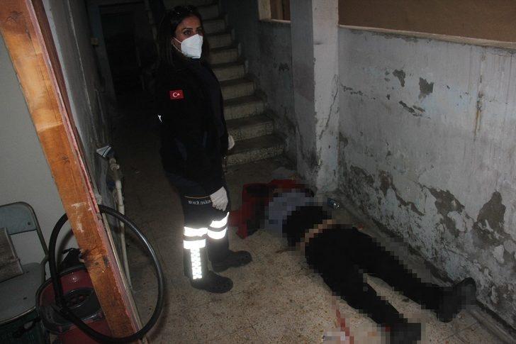 Evini bastıkları genci darp edip silahla öldürdüler G3