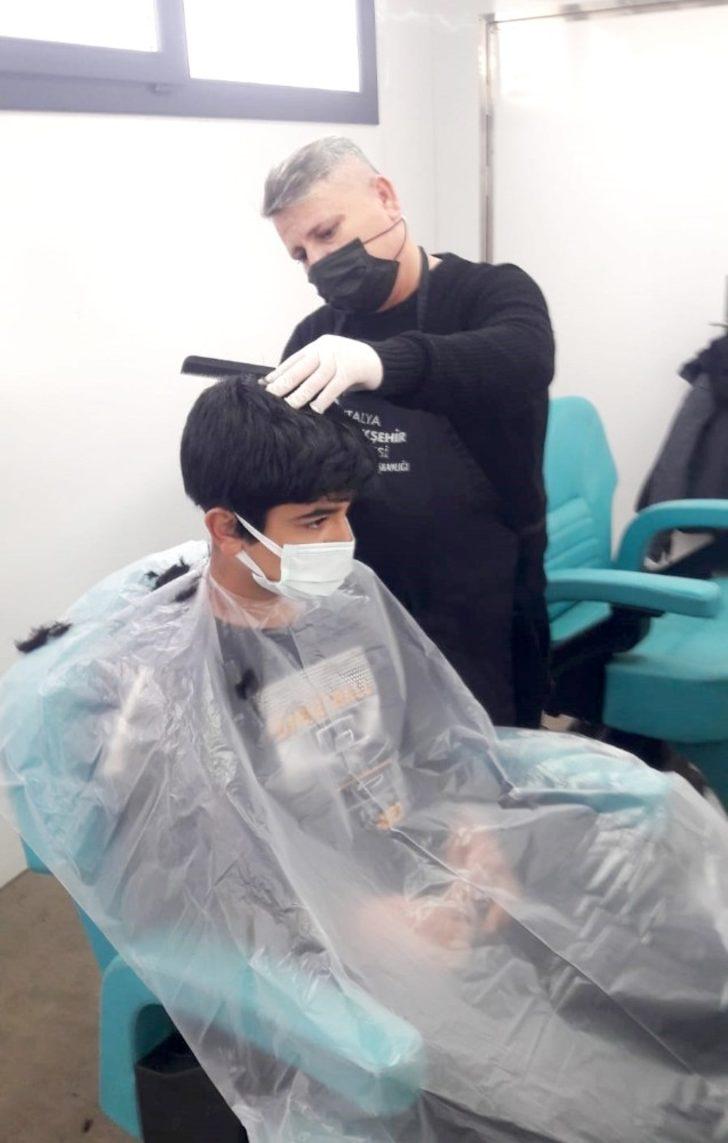 Mobil Kuaför Tırı Alanya ve İbradı’da 316 kişiye hizmet verdi G5