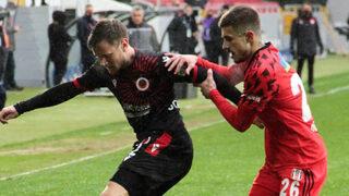 N'Sakala mı, Rıdvan mı, Dorukhan mı!