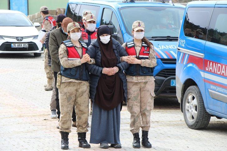 Rusya uyruklu DEAŞ’lı kadın sınırda yakalandı G2