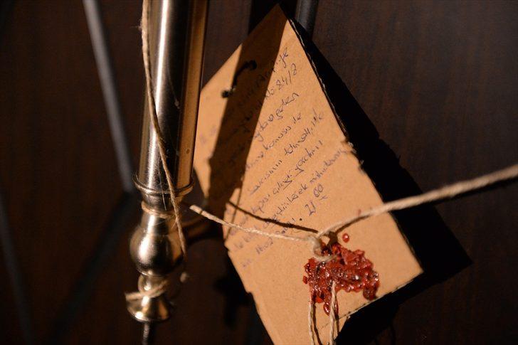 GÜNCELLEME - Eskişehir'de karı koca ve 4 yaşındaki çocuklarının evlerinde ölü bulunmasıyla ilgili 3 kişi gözaltına alındı G2