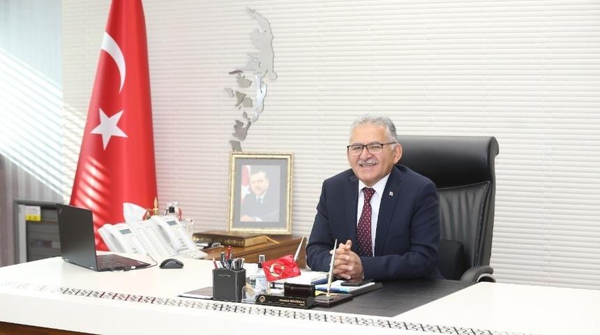 Başkan Büyükkılıç: "Bu gecenin birlik ve beraberliğimize vesile olmasını niyaz ediyorum"