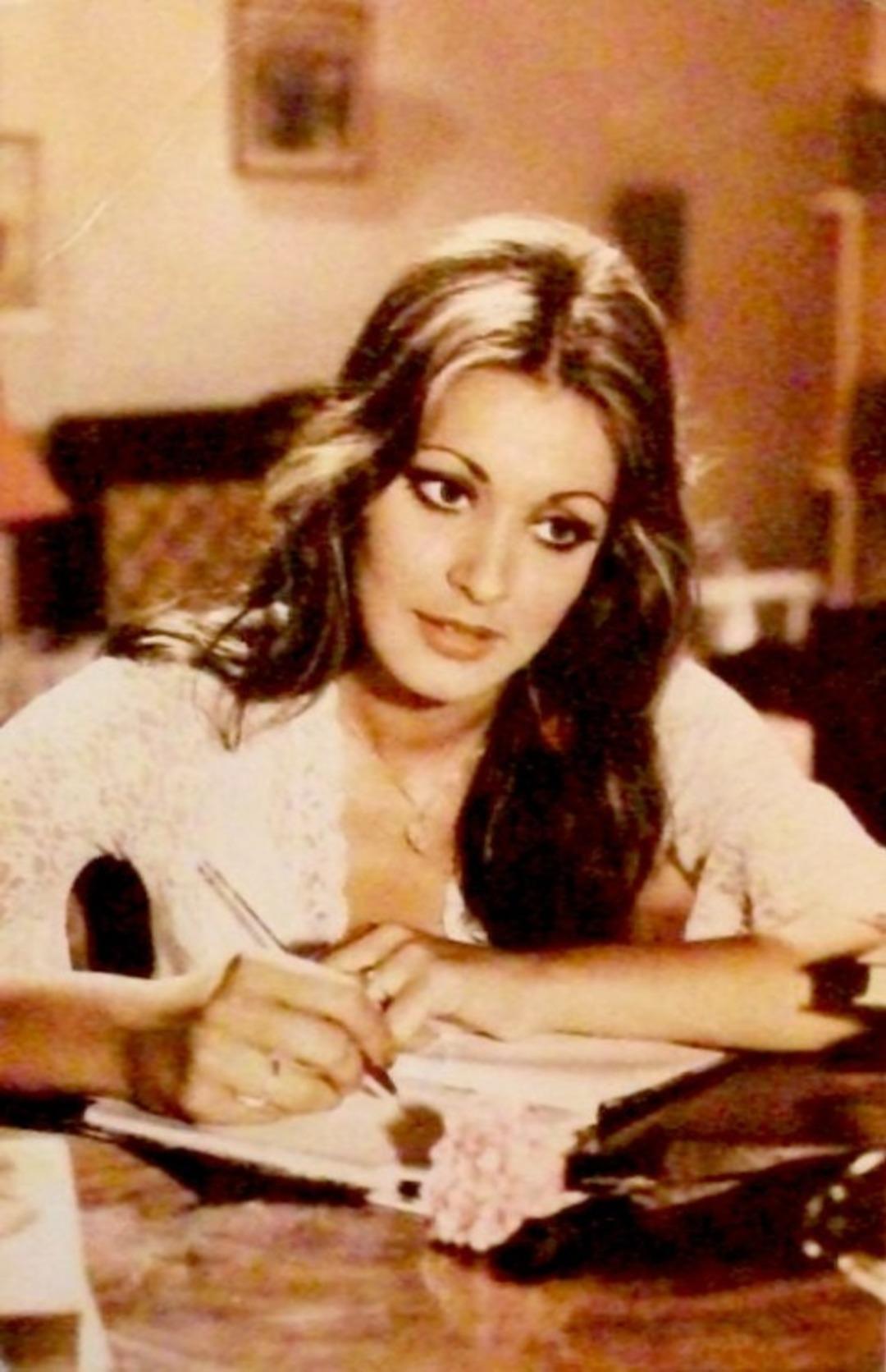 Yeşil&ccedil;am'ın duru g&uuml;zeliydi! İşte Necla Nazır'ın son hali... 