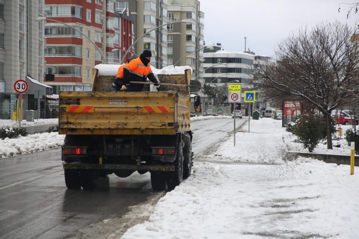 Atakum&rsquo;da karla m&uuml;cadele