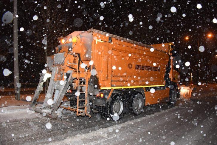 Konya Büyükşehir kar ve buzlanmaya karşı teyakkuz halinde G1
