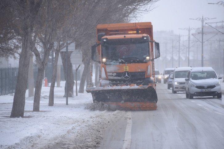 Konya Büyükşehir kar ve buzlanmaya karşı teyakkuz halinde G3