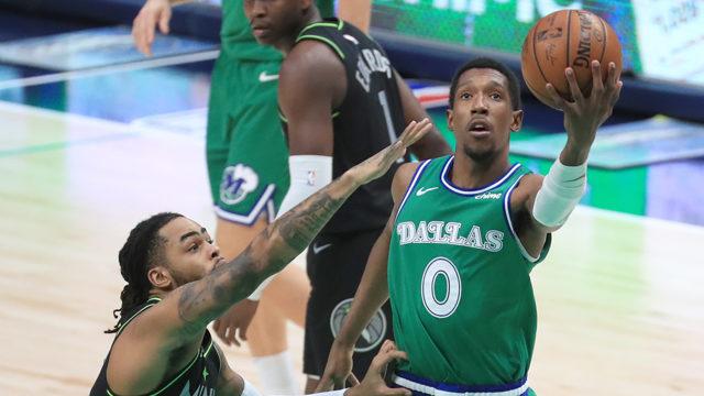 D'Angelo Russell, sahalardan en az bir ay uzak kalacak