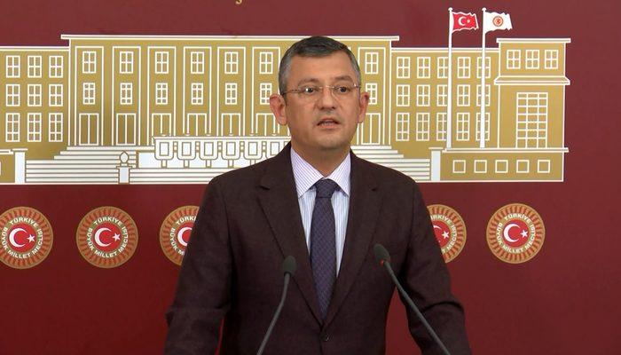 CHP'den Fahrettin Koca'ya bir övgü bir eleştiri