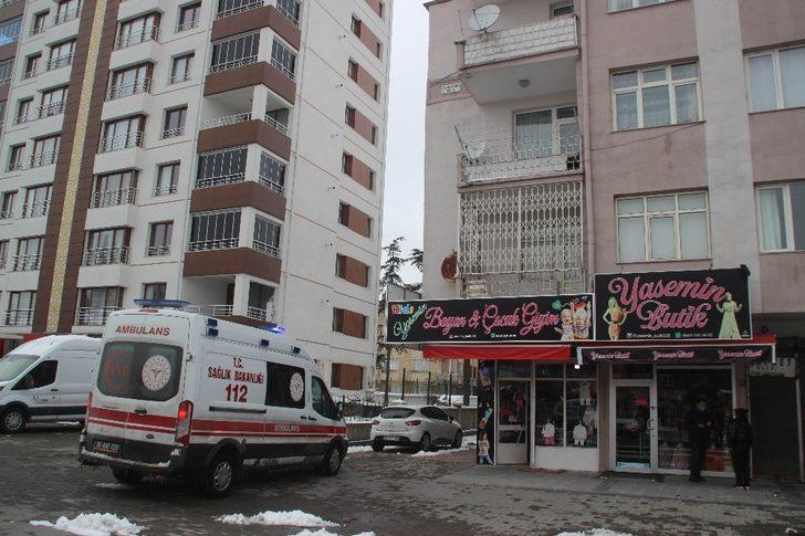 80 yaşındaki adam evinde ölü olarak bulundu G3