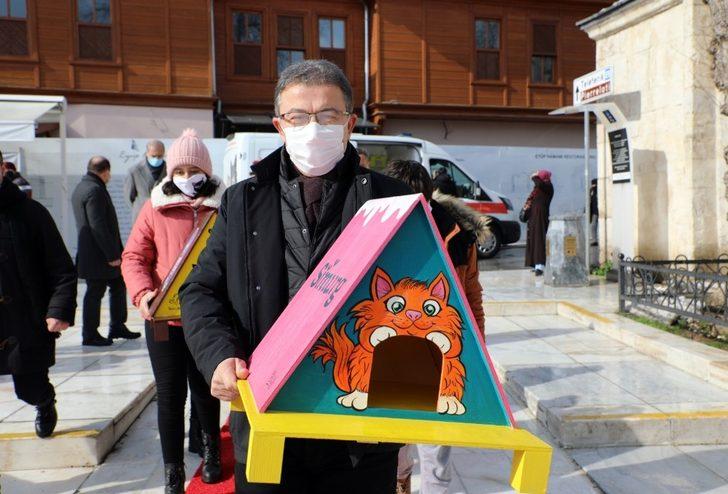 Eyüpsultan’da kediler yeni yuvalarına kavuştu G1