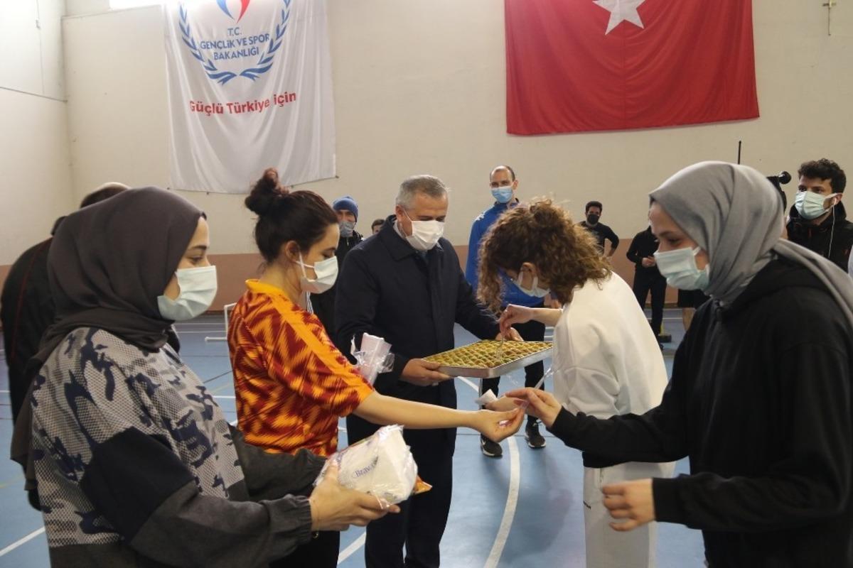 Bafra&rsquo;da akademi kursları