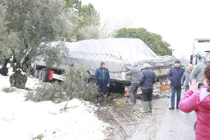 Facianın eşiğinden dönüldü; biri çocuk 2 yaralı G1