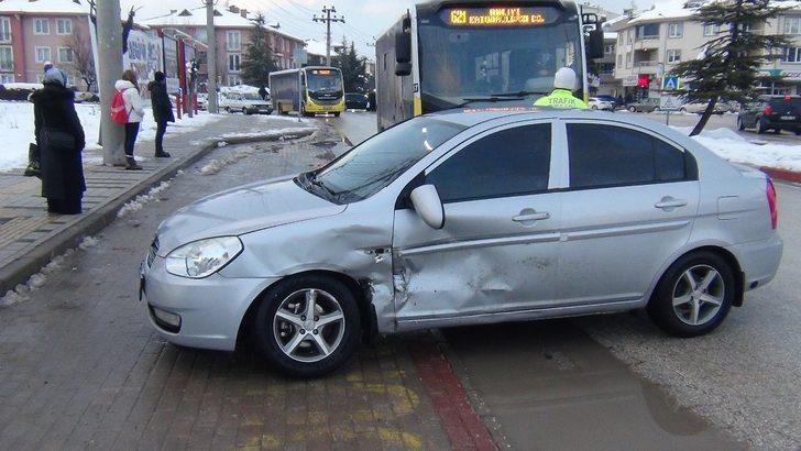Görevden çıkıp evlerine giden polisler ölümden döndü: 2 yaralı G3