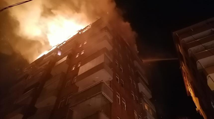 Sürmene'de korkutan yangın