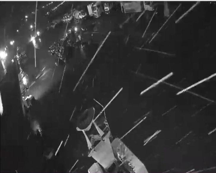 Rize’de keçi sürüsünü fark etmeyen sürücü hayvanların arasına daldı; 13 küçükbaş hayvan telef oldu G1