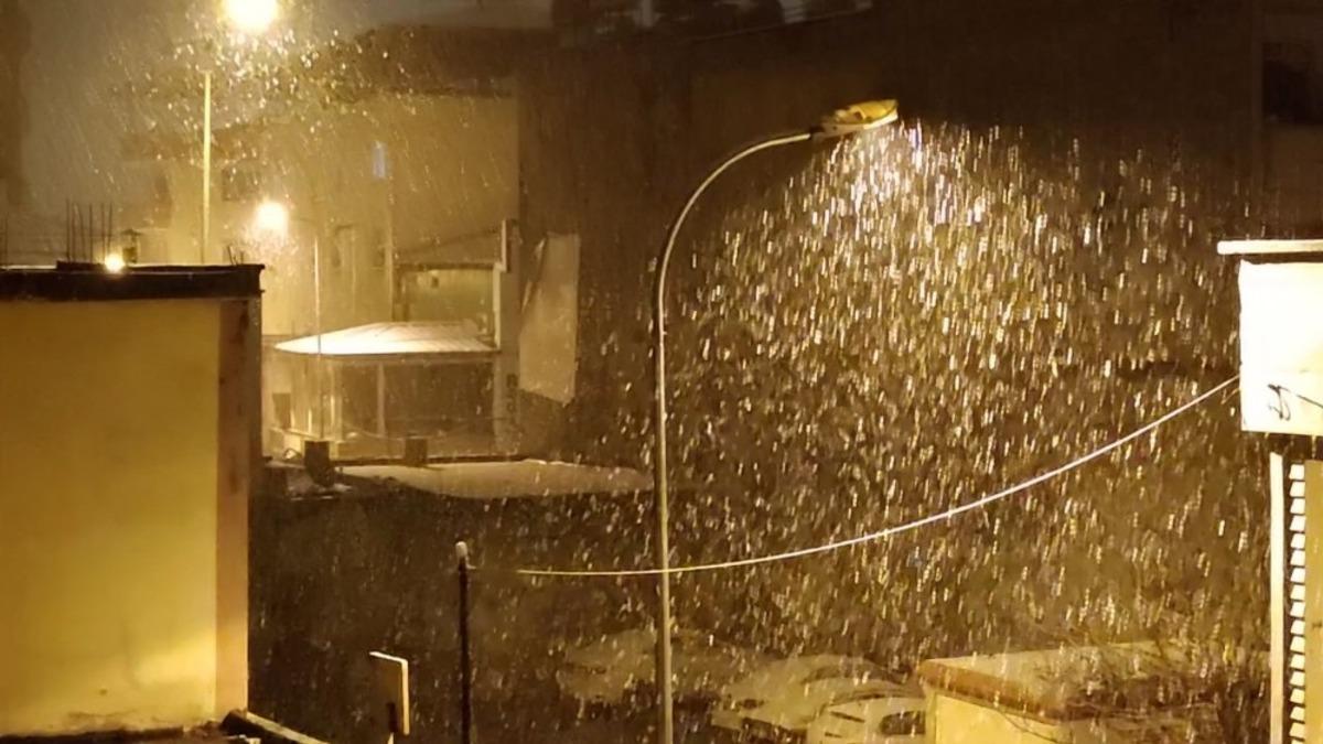 İslahiye&lsquo;de yoğun kar yağışı etkili oldu