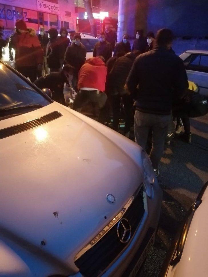 İzmir’de bıçaklı kavga: 1 ölü G2