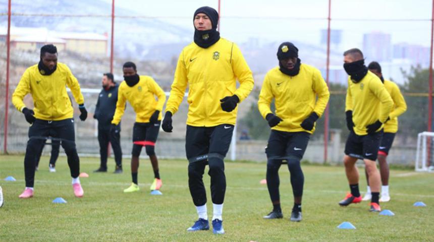 Umut Bulut rekora koşuyor