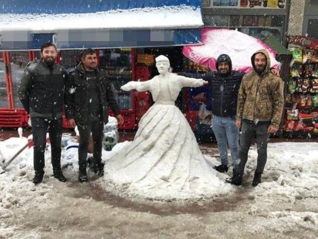 Kardan semazen, at ve jokey yaptı