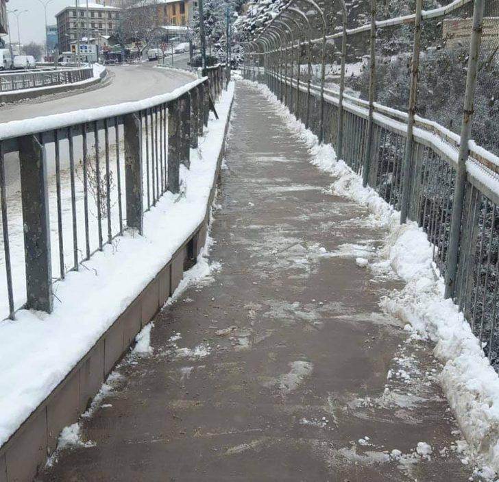 Belediyeden buzlanma riskine karşı solüsyon çalışmalarını G2