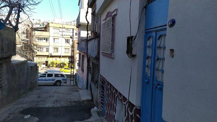 Eşi tarafından bıçaklanan kadın hayatını kaybetti G3