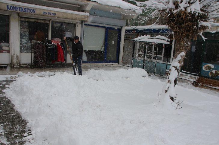 Varto’da 149 yerleşim yerinin yolu ulaşıma kapandı G1