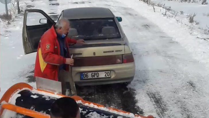 Kırıkkale’de karda mahsur kalan vatandaşlar kurtarıldı G3