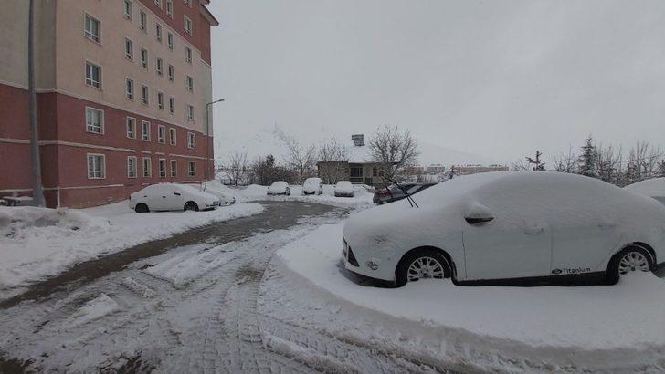 Bitlis’te 188 köy yolu ulaşıma kapandı G3